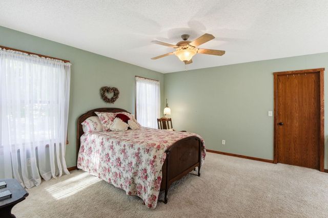 201 Montana Avenue, Big Lake, MN 55309