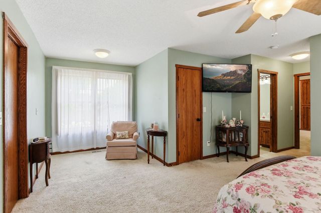 201 Montana Avenue, Big Lake, MN 55309