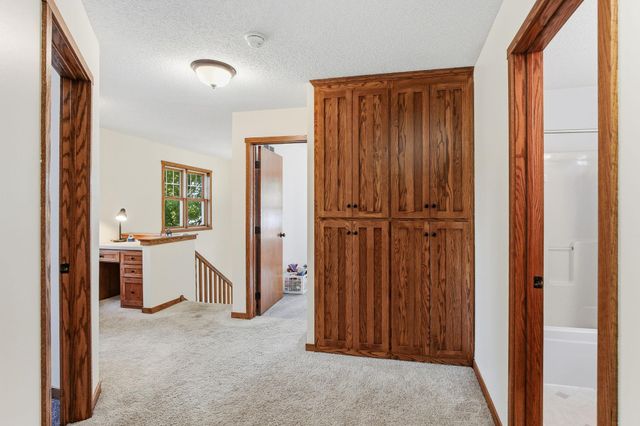 201 Montana Avenue, Big Lake, MN 55309