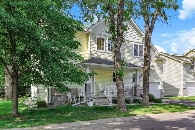 201 Montana Avenue, Big Lake, MN 55309