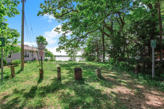 201 Montana Avenue, Big Lake, MN 55309