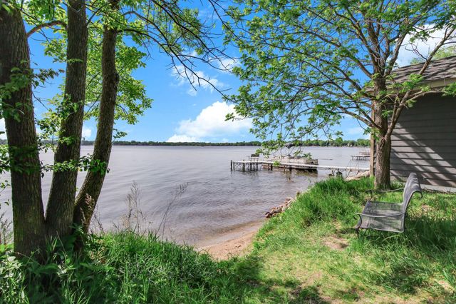 201 Montana Avenue, Big Lake, MN 55309