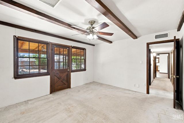 6725 Lucille Avenue, Bakersfield, CA 93308