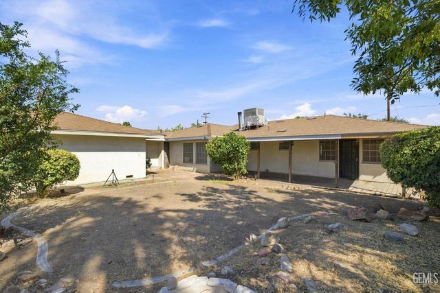 6725 Lucille Avenue, Bakersfield, CA 93308