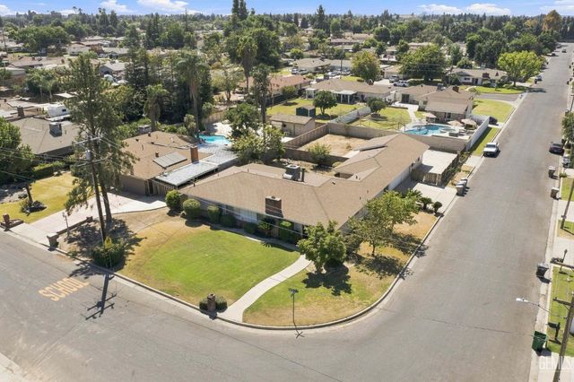 6725 Lucille Avenue, Bakersfield, CA 93308