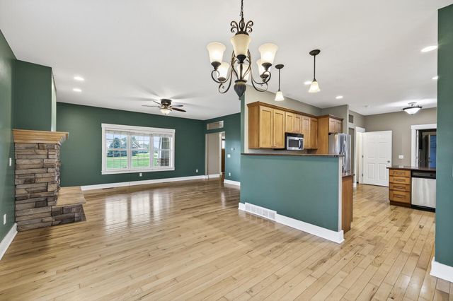 1318 146th Avenue, New Richmond, WI 54017