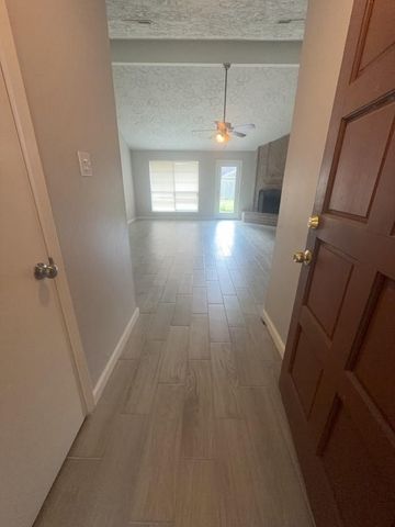 3611 Macon Place Court, Houston, TX 77082