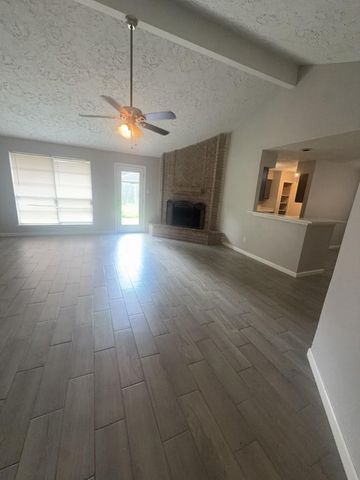 3611 Macon Place Court, Houston, TX 77082