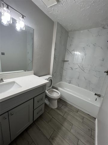 3611 Macon Place Court, Houston, TX 77082