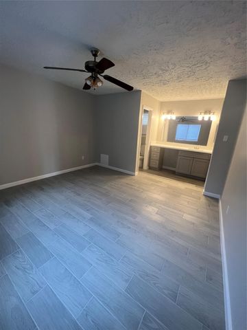 3611 Macon Place Court, Houston, TX 77082