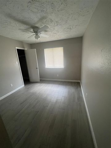 3611 Macon Place Court, Houston, TX 77082