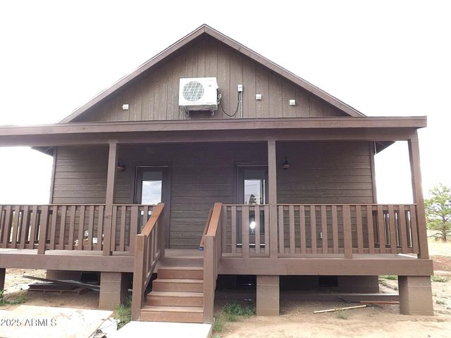 2763 SUNFLOWER Drive, Overgaard, AZ 85933