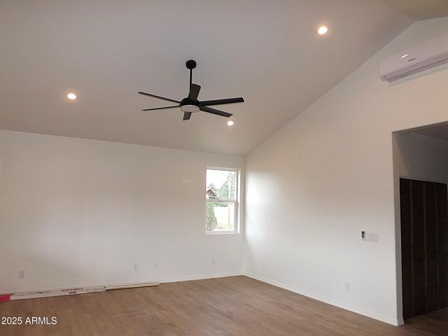 2763 SUNFLOWER Drive, Overgaard, AZ 85933