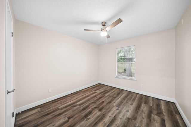 2134 Tower Bridge Road, Pearland, TX 77581