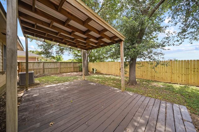 2134 Tower Bridge Road, Pearland, TX 77581