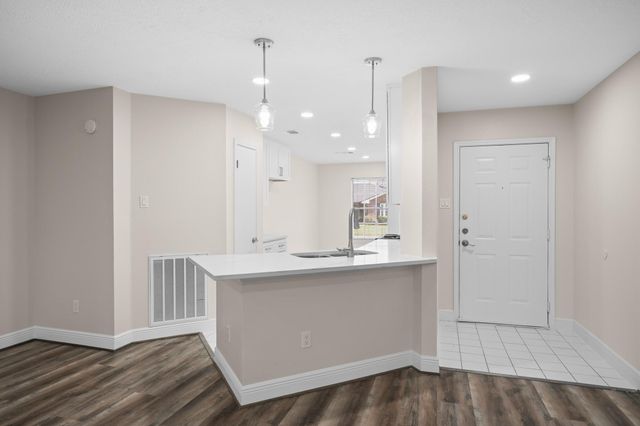 2134 Tower Bridge Road, Pearland, TX 77581