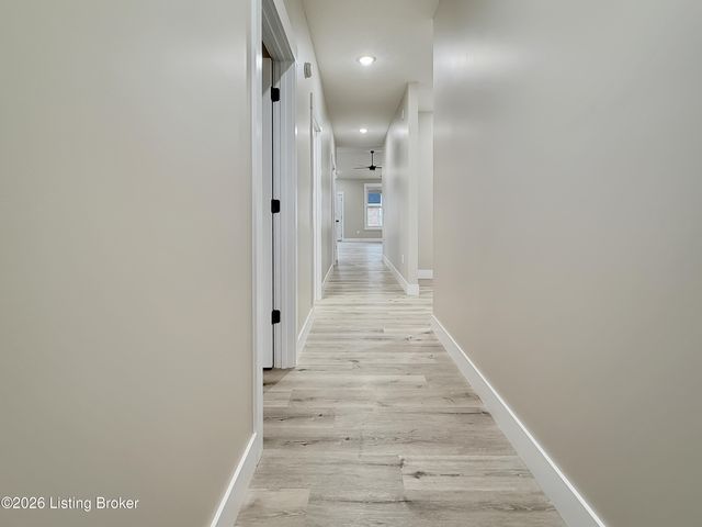 24 Betty Boyd Ln, Brandenburg, KY 40108