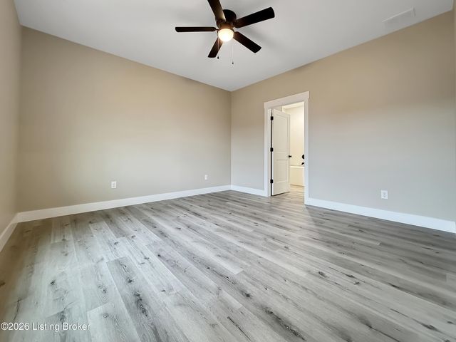 24 Betty Boyd Ln, Brandenburg, KY 40108