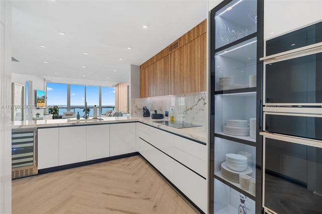 1331 Brickell Bay Dr 2903, Miami, FL 33131