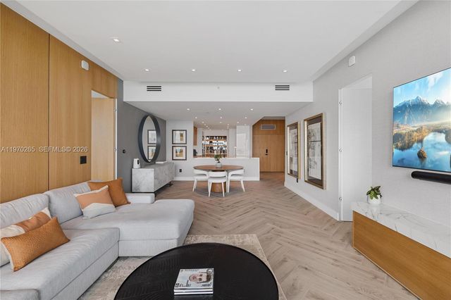 1331 Brickell Bay Dr 2903, Miami, FL 33131