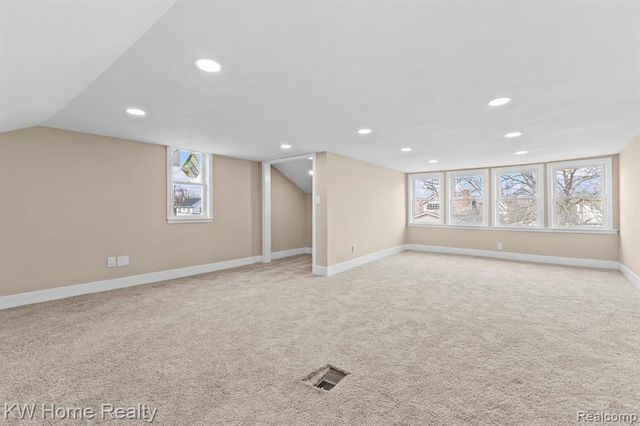 2341 Fullerton Street, Detroit, MI 48238