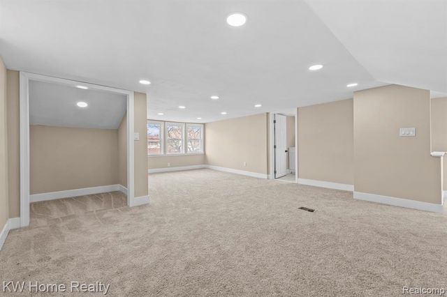 2341 Fullerton Street, Detroit, MI 48238