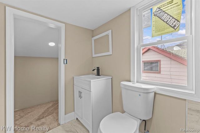 2341 Fullerton Street, Detroit, MI 48238