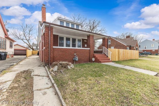 2341 Fullerton Street, Detroit, MI 48238