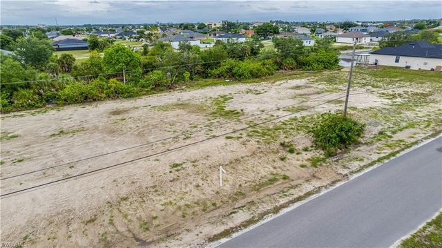 1805 NE 13th AVE, Cape Coral, FL 33909