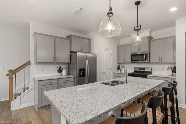 4543 Dillon Mill Drive, Mcleansville, NC 27301