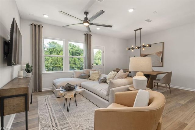 4543 Dillon Mill Drive, Mcleansville, NC 27301