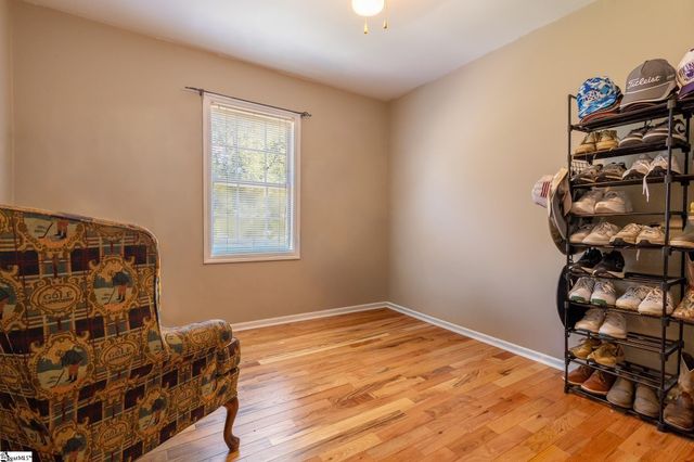 401 Claremont Circle, Spartanburg, SC 29302