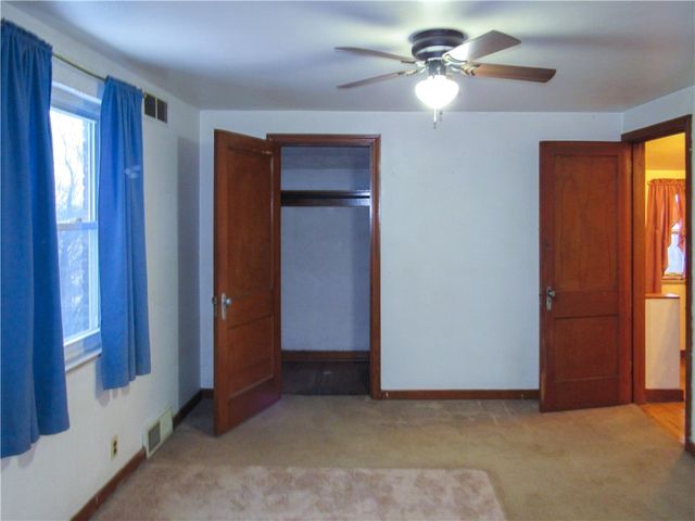 621 3RD St, N Versailles, PA 15137