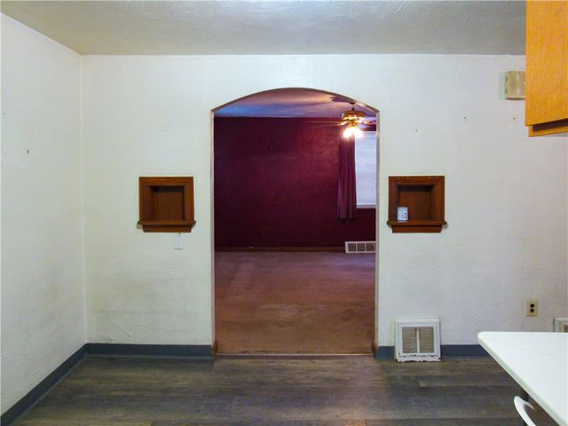 621 3RD St, N Versailles, PA 15137