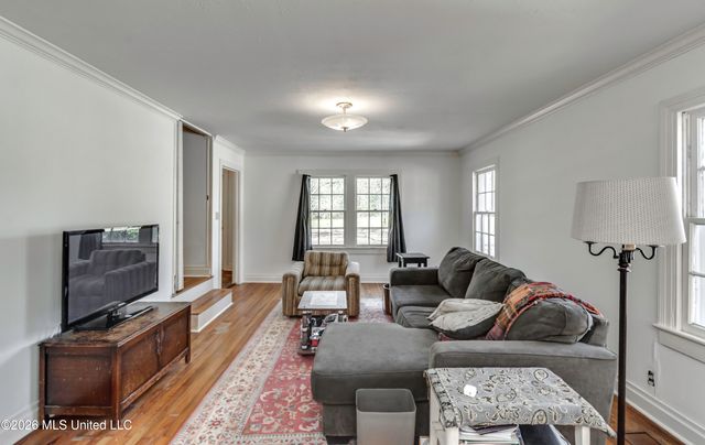 2117 Riverside Drive, Jackson, MS 39202