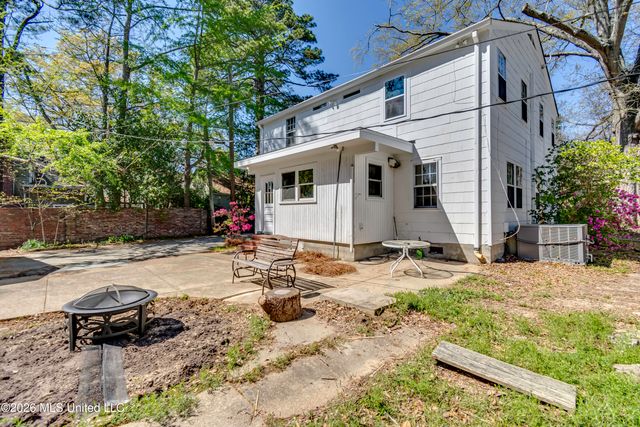 2117 Riverside Drive, Jackson, MS 39202