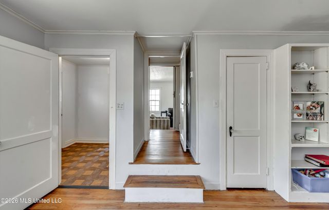 2117 Riverside Drive, Jackson, MS 39202