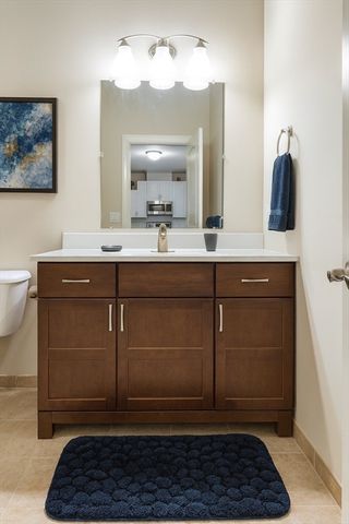 360 Andover St 1310, Danvers, MA 01923