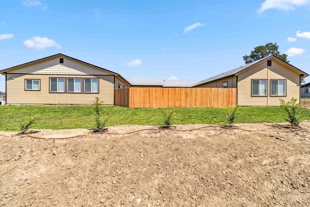 24076 Middleton Rd, Middleton, ID 83644