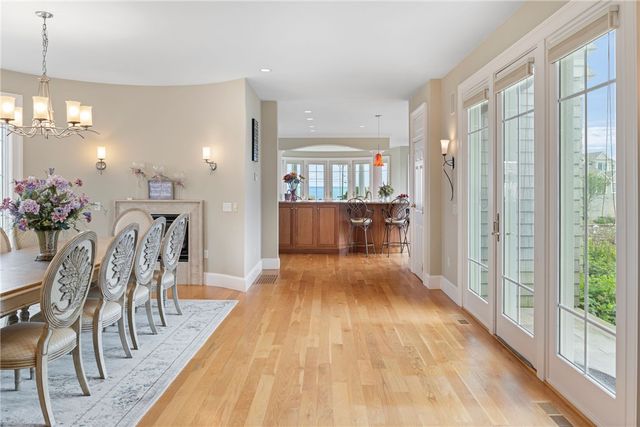 41 Castle Hill Avenue, Newport, RI 02840