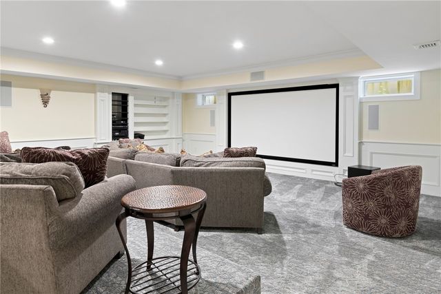 41 Castle Hill Avenue, Newport, RI 02840