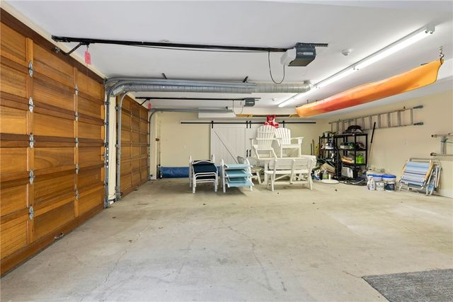 41 Castle Hill Avenue, Newport, RI 02840