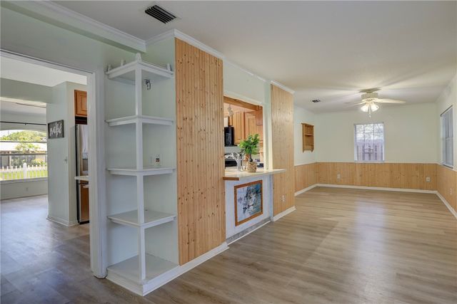 243 Dickens Avenue, Sebastian, FL 32958