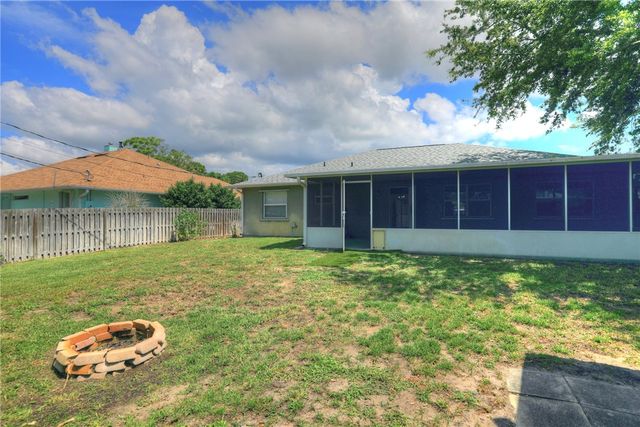 243 Dickens Avenue, Sebastian, FL 32958