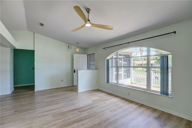 243 Dickens Avenue, Sebastian, FL 32958