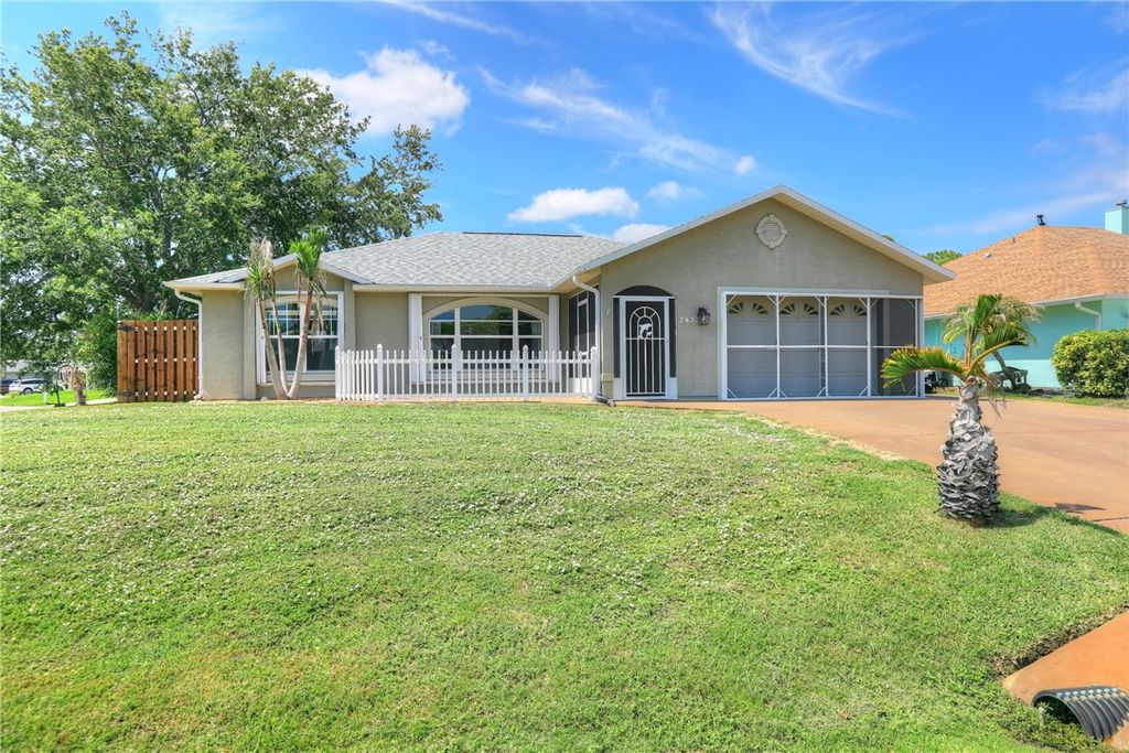 243 Dickens Avenue, Sebastian, FL 32958