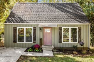 1810 Longcress Drive, Knoxville, TN 37918