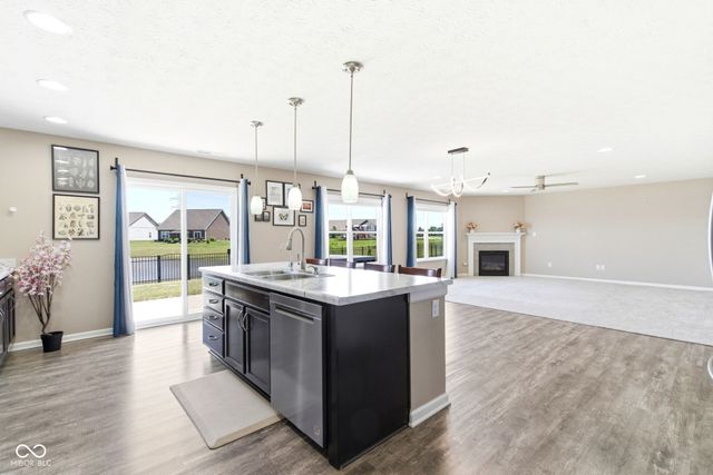6159 N Caraway Drive, Mccordsville, IN 46055
