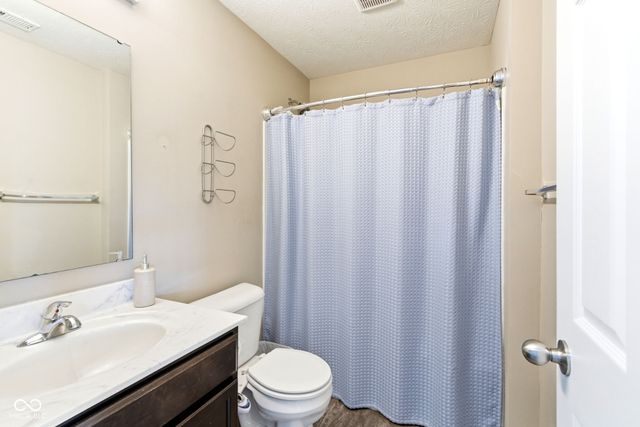 6159 N Caraway Drive, Mccordsville, IN 46055