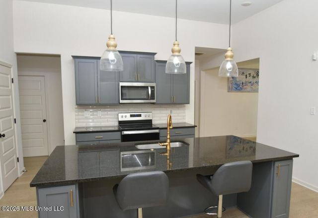 7318 Ellinwood Pass, Olive Branch, MS 38654